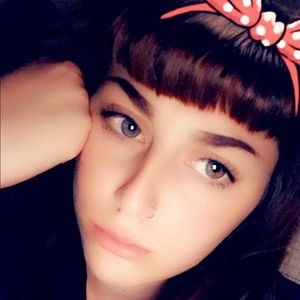 Meet your Posher, Marissa